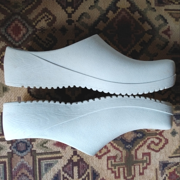 Misty Harbor Rubber Clogs - Picture 4 of 6